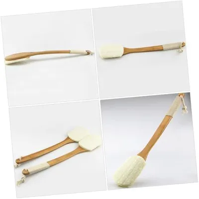 Produktbild von Praktische Duschbürste mit Bambusgriff und Luffa-Schwamm zur Körperreinigung in zufälliger Farbe