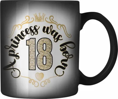 Produktbild von Trendation - 18. Geburtstag Geschenk Mädchen Frauen Lustiger Spruch 18er Geburtstagsgeschenk Farbwechsel Zauber-Tasse (Schwarz)