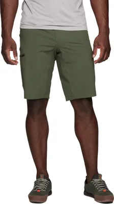 Herren-Shorts in Olivgrün von Black Diamond; Modell "Valley Shorts"; ideal für Outdoor-Aktivitäten.