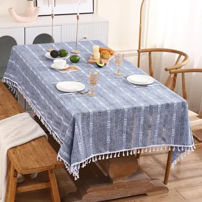Produktbild von Tischdecke für rechteckigen Tisch, rustikale Bauernhaus-Tischdecke, rechteckig, mit durchbrochener Quaste, knitterfrei, waschbar, Tischdecken für die Dekoration des Esszimmers (blau, 139,7 x 177,8 cm)