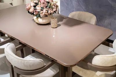 Obrázok produktu pre Drevený jedálenský set v béžovej farbe moderný elegantný s jedálenským stolom