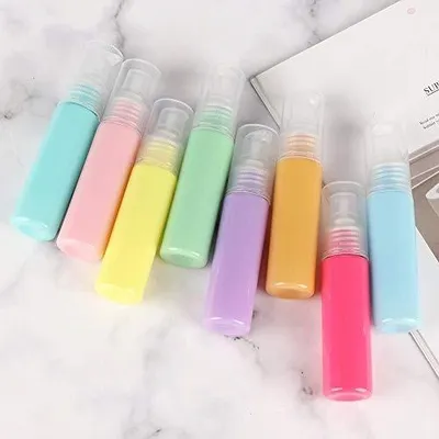 Zdjęcie produktu dla Zestaw 8 silikonowych, wielokrotnego użytku butelek podróżnych – pojemność 30 ml
