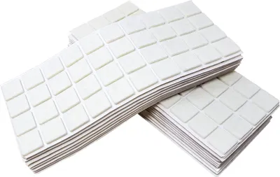 Produktbild von Adsamm® | 800 x selbstklebende Filzgleiter / Weiß / 25x25 mm / quadratisch / Möbelgleiter aus Filz mit 3.5 mm Stärke
