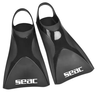 Produktbild von SEAC Atom Kurze Schwimmflossen für das Training im Pool und im Freiwasser