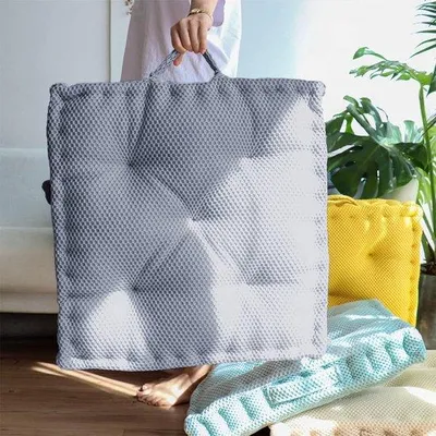 Produktbild von Famanu Sitzkissen 40 x 40 x 10 cm - Grau, weich und atmungsaktiv