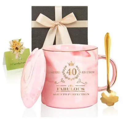 Produktbild von Keramik Tasse 40. Geburtstag Frauen 400 ml Marmoroptik Rosa mit Deckel & Grußkarte
