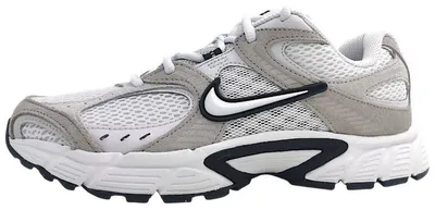 Produktbild von Nike V5 RNR Suede 2 Sportschuh Beige in Gr. 45