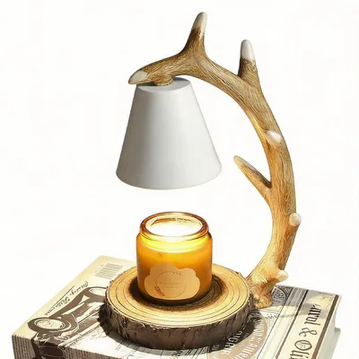 Produktbild von Kerzen-Lampe mit Timer & Dimmer– Handgefertigt, Harz Rentiergeweih Design, Handbemalt, Schreibtisch & Nachttisch Lampe, Kreatives Geschenk für Zuhause