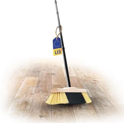 Produktbild von Stabiler Kammerbesen mit feinen Kunstborsten, weich, für Laminat und Parkett