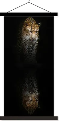 Produktbild von MuchoWow® Textilposter Leopard - Reflexion - Schwarz 40x80 cm mit schwarzem Rahmen - Wandemalerei