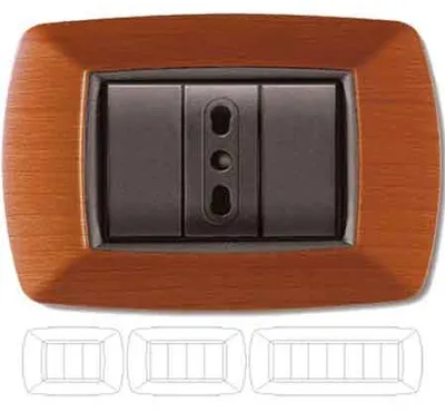 Image de Plaque de cache-interrupteur en bois clair « MYLIFE » 4 modules