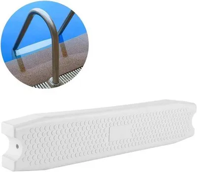 Image de Pédale antidérapante en plastique pour échelles de piscine et marches de baignoire