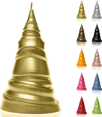 Produktbild von Candellana Kerze Weihnachtsbaum Geometrisch | Höhe: 16 cm | Klassisches Gold | Brennzeit 32h | Weihnachten | Handgefertigt in der EU