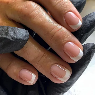 Immagine prodotto di 24 pezzi Unghie a pressione corte e quadrate Nude French White Tips Unghie finte