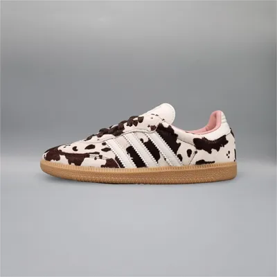 Produktbild von adidas Samba OG Cow Print (Womens) - 42 2/3