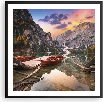 Produktbild von Gerahmtes Poster - Schwarzer Rahmen - Boote Berge See - 60x60 cm - Wand Bild - Wanddeko - Wandbilder - Kunstposter - Wandposter - Bilderrahmen - Bilder - Kunstdruck - Wanddekoration - P2BAC60x60-4638