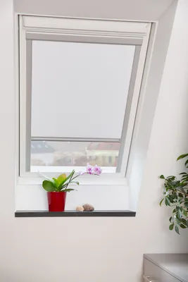 Obrázek produktu pro Roleta do střešního okna Skylight S06 bílá