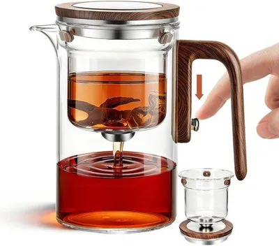 Zdjęcie produktu dla Zaparzacz do herbaty Unyqoos® Glasteekanne – 600 ml, innowacyjny system filtracji, odporne na wysokie temperatury szkło borosilikatowe, kolor brązowy, przeznaczony do herbat liściastych, ziołowych i kwiatowych