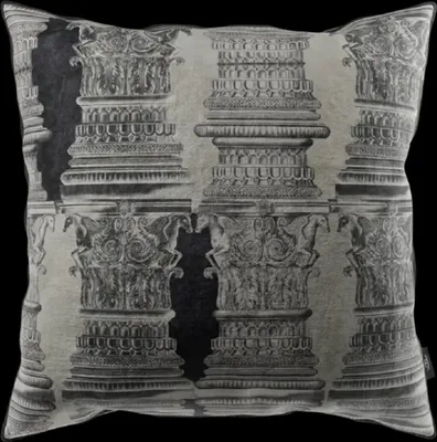 Produktbild von Casa Padrino Luxus Barock Deko Kissen Säulen Grau / Schwarz 43 x 43 cm - Bedrucktes Samt Kissen - Barock Deko Accessoires
