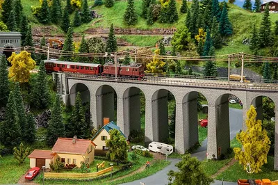 Obrázok produktu pre Faller 222599 Sada viaduktov, 2-koľajová, rovná, epocha II