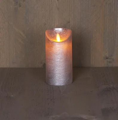 Produktbild von LED Kerze rustikal silber mit Timer - stimmungsvolle Dekoration - 15 cm