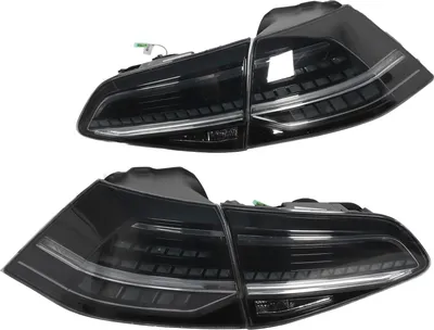 Produktbild von VLAND R-Look Voll-LED-Dynamik-Rücklichter, getönte Linse, passend für MK7/7.5 GTD R 2013-2020