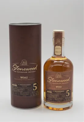 Produktbild von Stonewood Woaz | Bavarian Single Malt Whisky | 0,35 l. Flasche in Tube