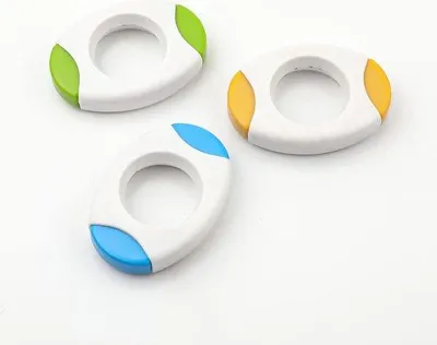 Image de Casse-œufs avec couteau et extracteur de pointe d'œuf