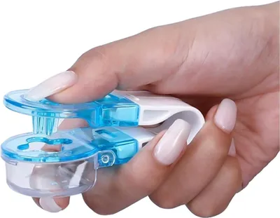 Produktbild von Tragbarer Pillenentferner - Einfacher Tablettenöffner für Blisterpackungen, ideal für Senioren, Menschen mit Arthritis & eingeschränkter Kraft