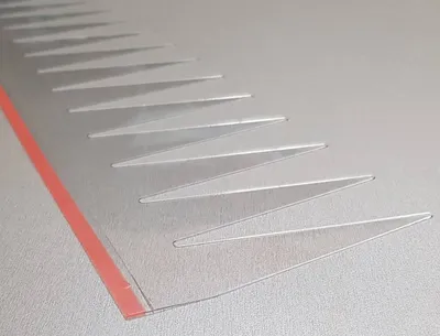 Obrázek produktu pro Zábrany proti hnízdění EMMA 1000 mm s lepící páskou