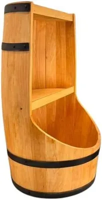 Immagine prodotto di Un mobile bar in rovere chiaro. Un elegante mobile bar in legno.