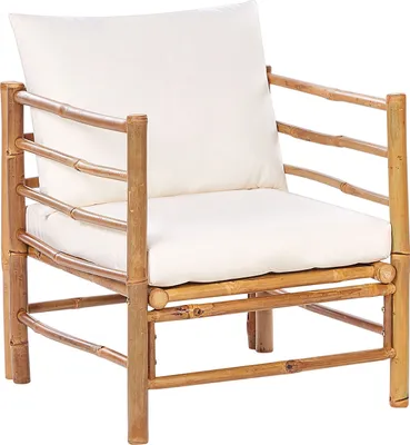 Produktbild von BELIANI Sessel Hellbraun und Cremeweiß Bambusholz mit Armlehnen Auflagen Kissen Boho Rustikal Modularer Gartensessel Outdoor Terrasse Ausstattung