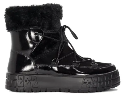 Produktbild von Damen Schneestiefel Schwarz mit isolierter Sohle und Fleece-Futter für sicheren Halt