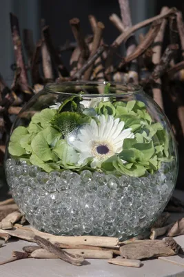 Produktbild von Wasserperlen in vielen Farben wählbar, Ø 10-12mm, Beutel mit ca. 35g, für 4 Liter Wasser | Aquaperlen | Gelee-Kristallkugeln | Vasenfüller | Aqualinos | Hydroperlen, Farbe:Transparent, Farbe:Gelb, Farbe:Transparent