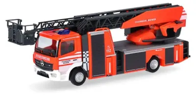Produktbild von Herpa MB Atego \'13 Drehleiter Rosenbauer Feuerwehr Bremen 097840