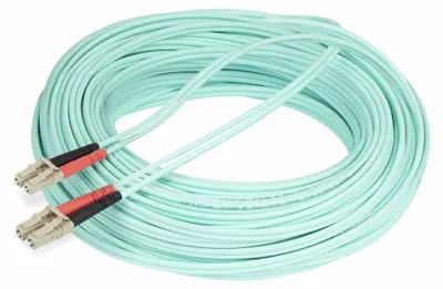 Imagen del producto de Cable de fibra óptica monomodo OM4 de 20 metros, con conector LC/UPC, cable LSZH