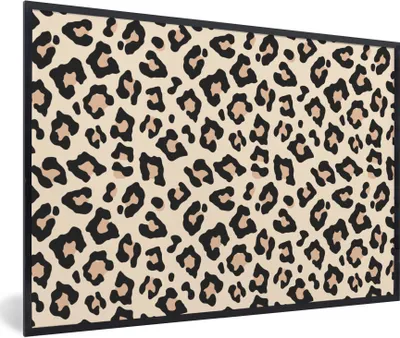 Produktbild von MuchoWow® Gerahmtes Poster Tiermuster - Panther - Rosa - Weiß 90x60 cm - Poster mit Schwarzem Bilderrahmen Wandposter Rahmen Foto Bilder - Fotorahmen - Foto-Plakat