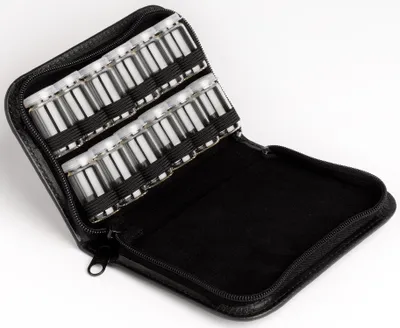 Produktbild von Leder Taschenapotheke für 12 Gläser (19mm) |  Germany