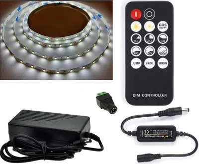 Produktbild von Omako LED-Streifen-Set 2835 Kaltweiß 5m steuerbar