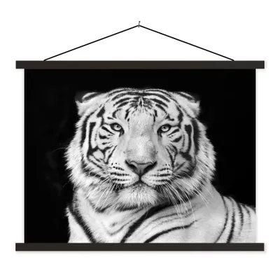Produktbild von MuchoWow® Textilposter Tiger - Schwarz - Weiß - Porträt - Tiere 60x45 cm mit schwarzem Rahmen - Poster Schlafzimmer