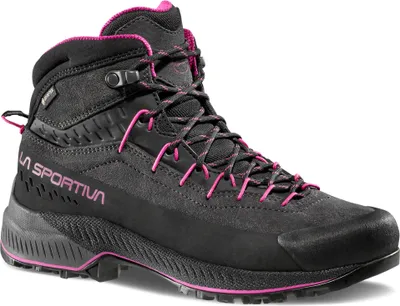 TX4 Evo Mid Woman Gtx von La Sportiva; Damen-Zustiegsschuh in Schwarz mit pinken Akzenten.