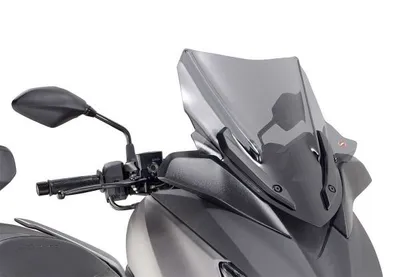 Image de Givi Pare-brise D2136SG - teinté - 435 mm x 435 mm pour Yamaha X-Max 300 (17>22), X-Max 125/400 (18>22)