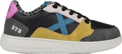 Image de Munich Sneakers 8022008 in Black color size 37