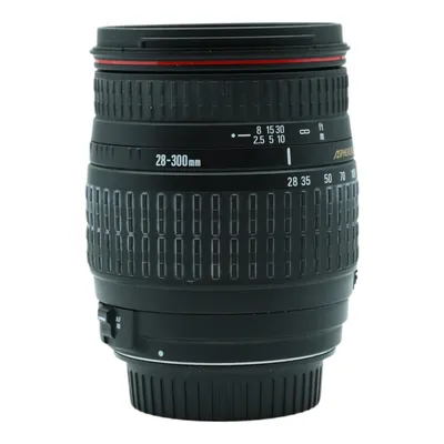 Produktbild von Sigma 28-300 mm / F 3.5-6.3 DG MACRO Extremzoom fÃ1/4r Sony alpha / Konica-Minolta Spiegelreflexkameras, F3,5 (W) - F6,3 (T), Vollformatsensor, Autofokus, 62 mm Filterdurchmesser, 490 g