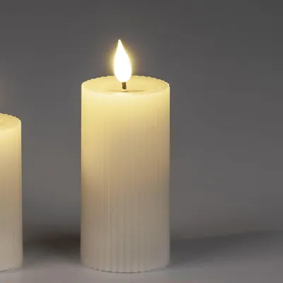 Produktbild von LED Kerze STREIFEN H. 10cm D. 5cm creme mit Timer Formano