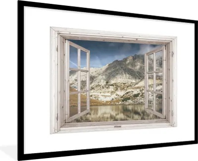 Produktbild von MuchoWow® Gerahmtes Poster Aussicht - Wasser - Berge 90x60 cm - Poster mit Schwarzem Bilderrahmen Wandposter Rahmen Foto Bilder - Wanddekoration - Fotos