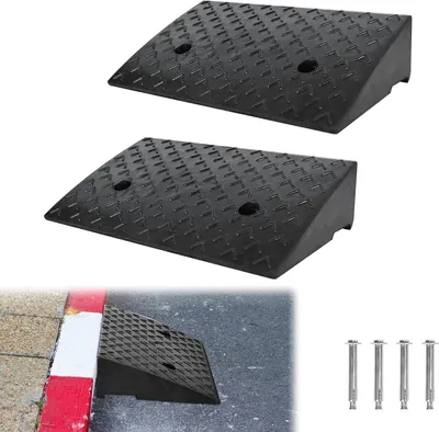 Produktbild von Schwellenüberfahrhilfen - Gummirampen - Erleichtern den Zugang - Rutschfeste Oberfläche - 10 cm hoch - Schwarz