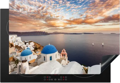 Produktbild von KitchenYeah© Herdabdeckplatte Sonnenaufgang über dem Wasser in Oia Griechenland , 76x51cm, Küche Deko, Glaskeramikkochfeld Herdabdeckung, Abdeckplatte fùr Kochfeld