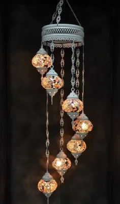 Immagine prodotto di Lampada a sospensione in vetro colorato con mosaico orientale, a 7 sfere, realizzata a mano in Turchia, bianco crema