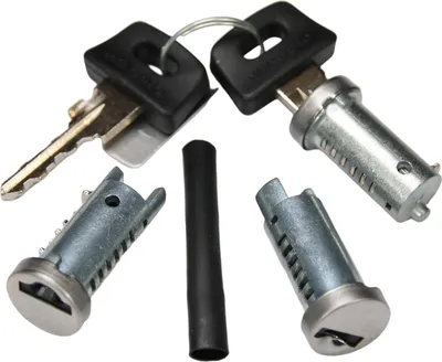 Immagine prodotto di Set di serrature Piaggio per Zip SSL1T / ZAPC06, 295652